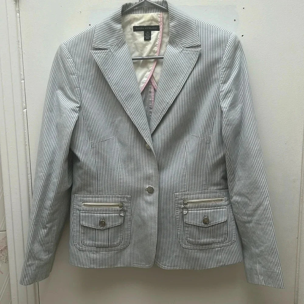 SANDRA ANGELOZZI Femme De Carriere  Tailored Summer Blazer blue white pinstriped